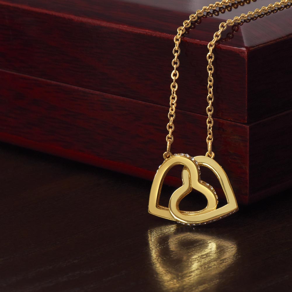 Ladies Interlocking Hearts Necklace