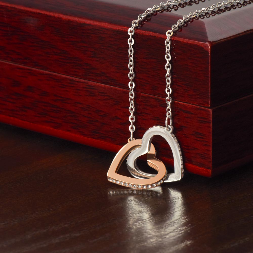 Ladies Interlocking Hearts Necklace